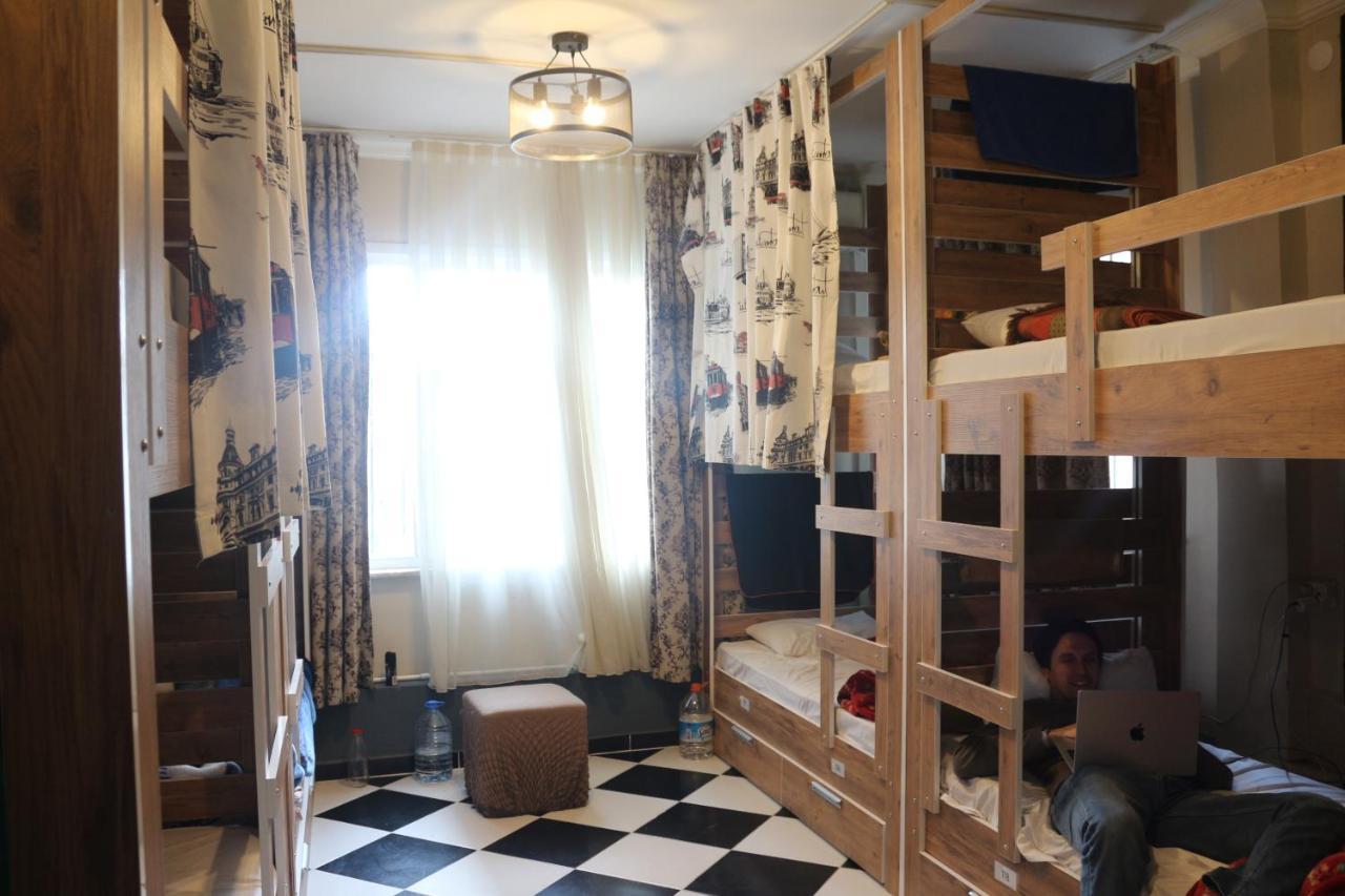 Taksim Hostel Green House อิสตันบูล ภายนอก รูปภาพ
