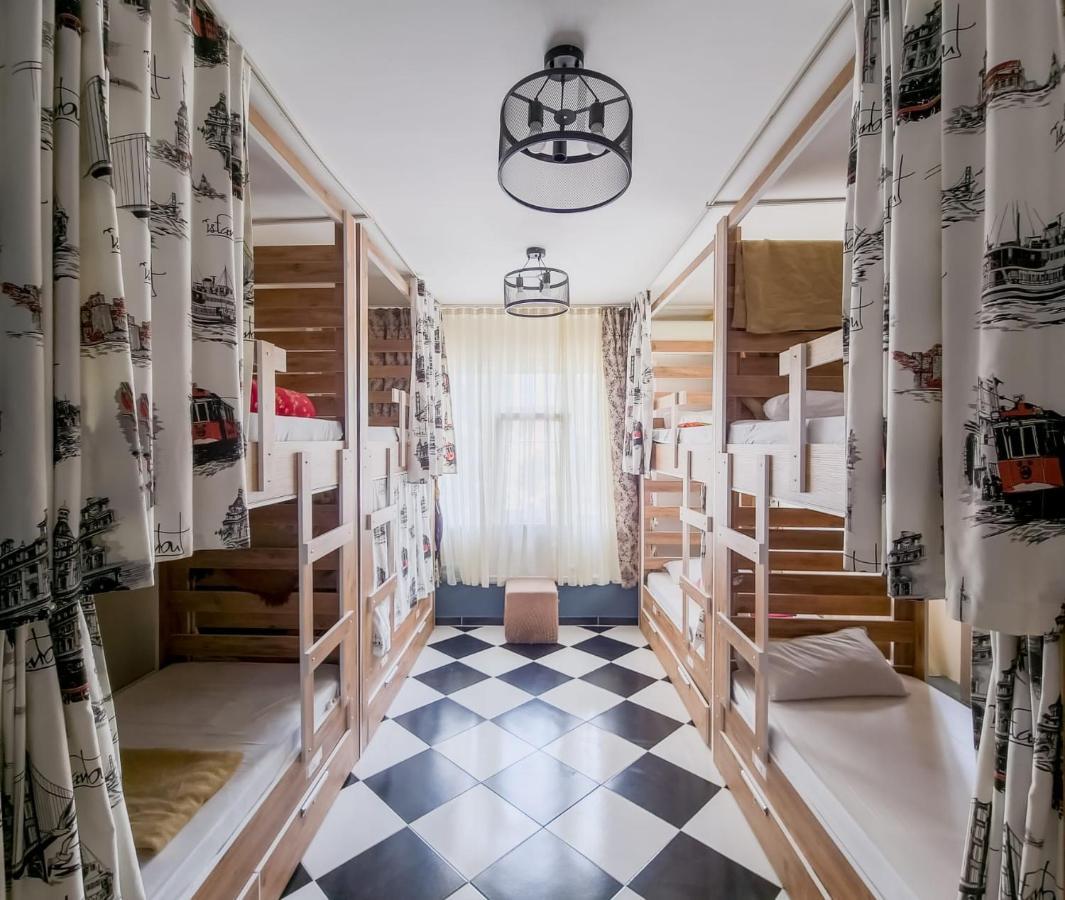 Taksim Hostel Green House อิสตันบูล ภายนอก รูปภาพ