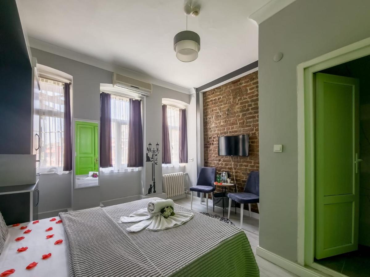 Taksim Hostel Green House อิสตันบูล ภายนอก รูปภาพ