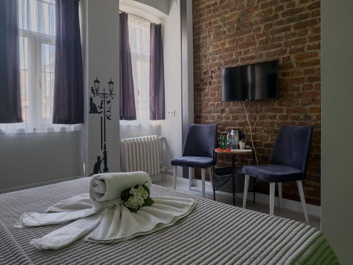 Taksim Hostel Green House อิสตันบูล ภายนอก รูปภาพ