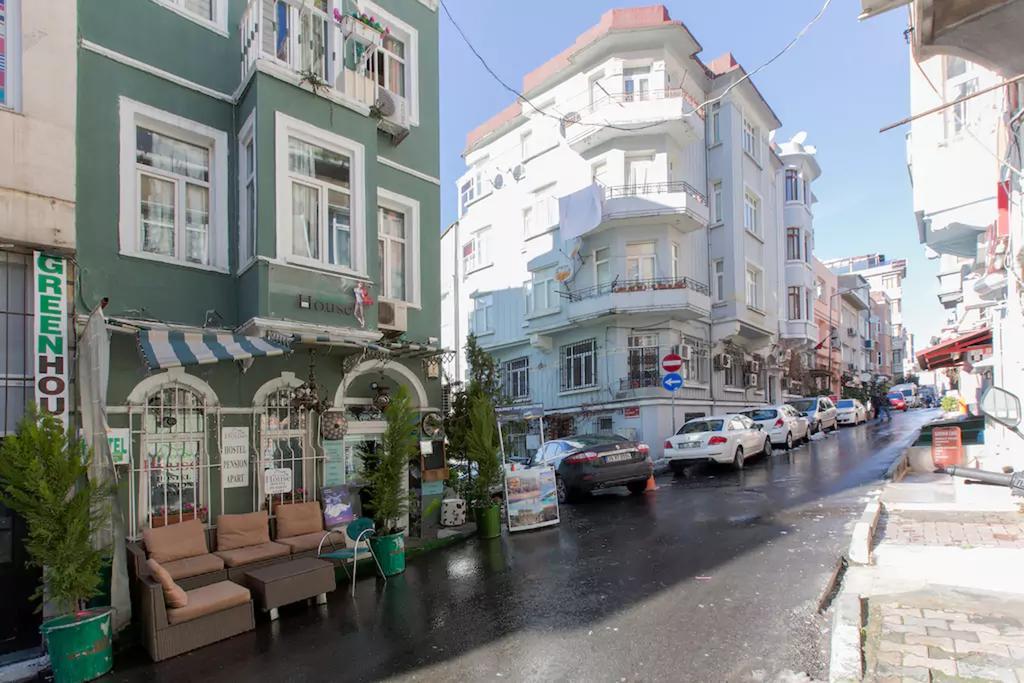 Taksim Hostel Green House อิสตันบูล ภายนอก รูปภาพ